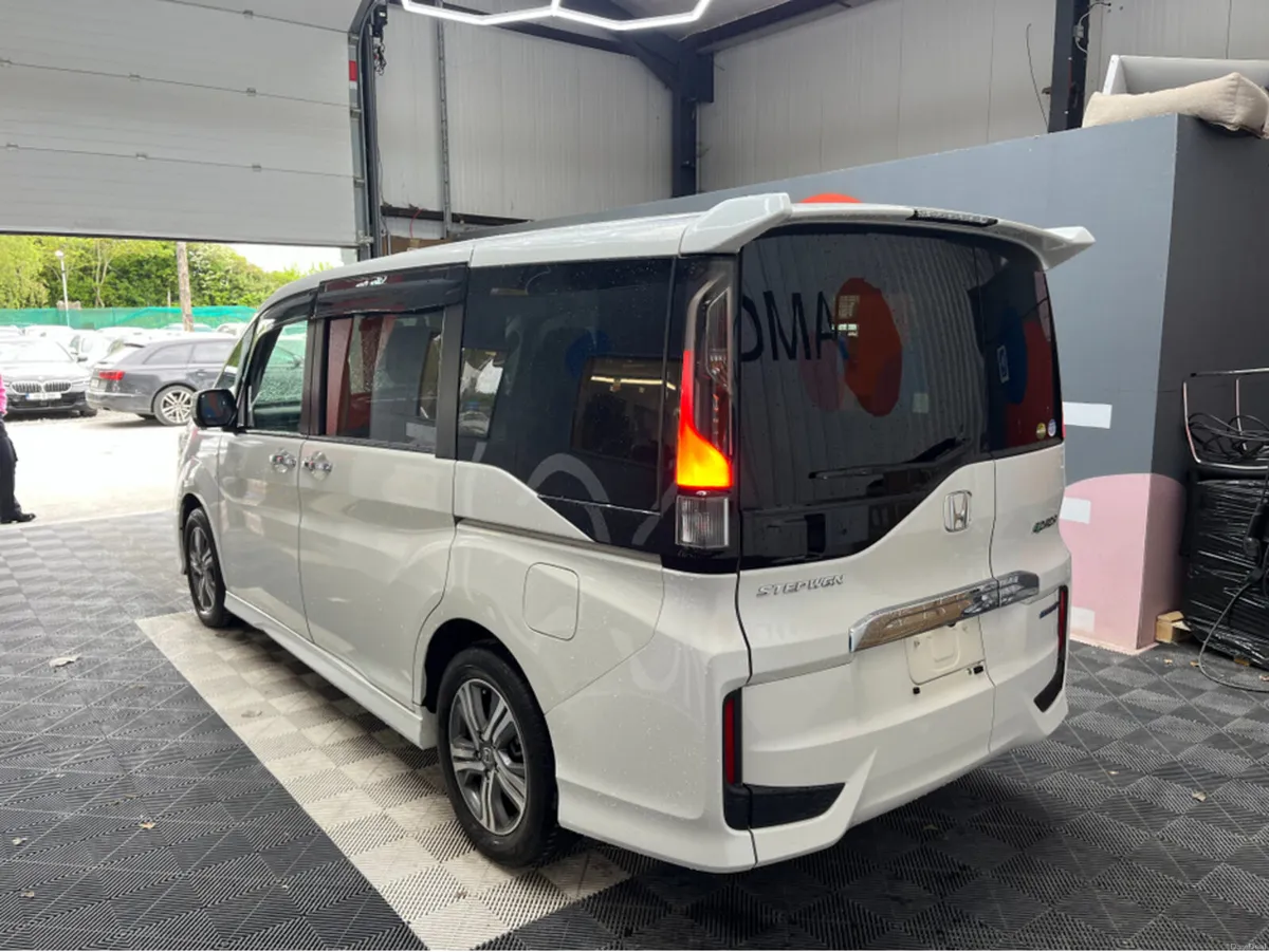 Honda Stepwagon 2018 HONDA STEPWAGON SPADA G HYBRI - Image 4