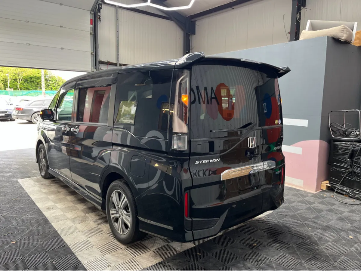 Honda Stepwagon 2019 HONDA STEPWAGON G HYBRID SENS - Image 4