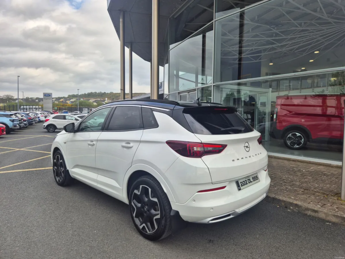 Opel Grandland X ELITE 1.2 130PS 8 SPEED AUTO - Image 3