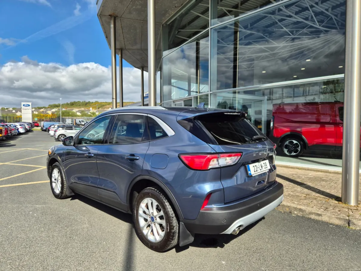 Ford Kuga TITANIUM 1.5 TD 120 S6.2 M6 F 4DR - Image 3
