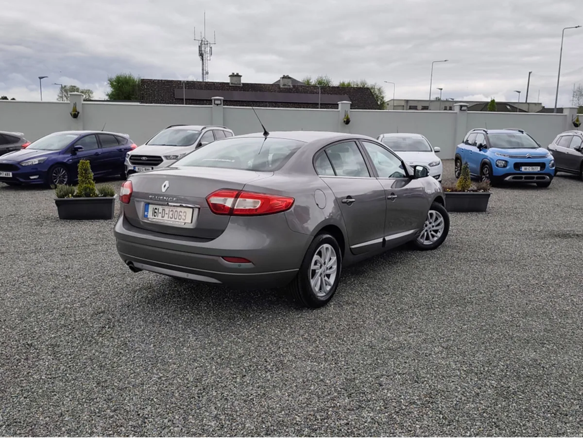 Renault Fluence LIMITED EDITION 1.5 DCI 95 201 4DR - Image 2