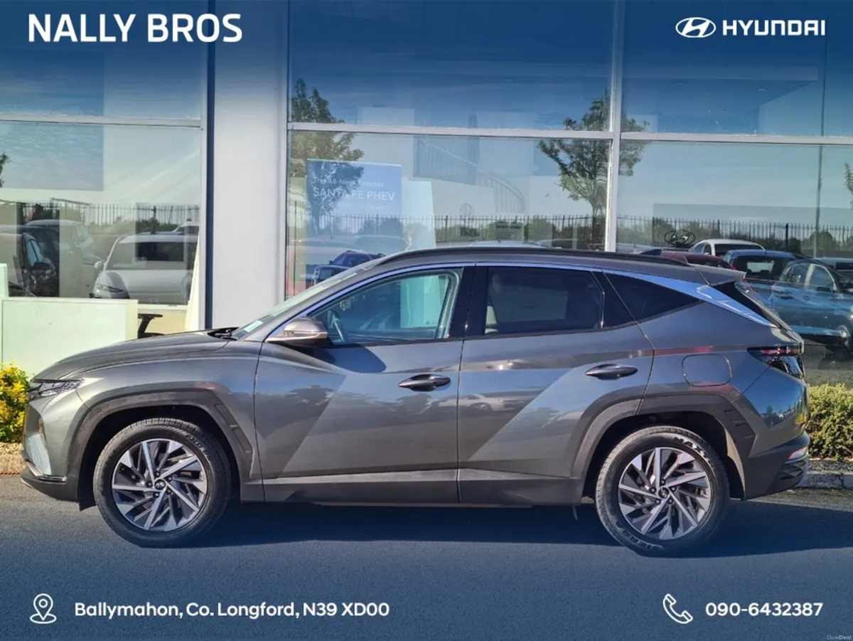 Hyundai Tucson IX35 EXECUTIVE PLUS 5DR - Image 3