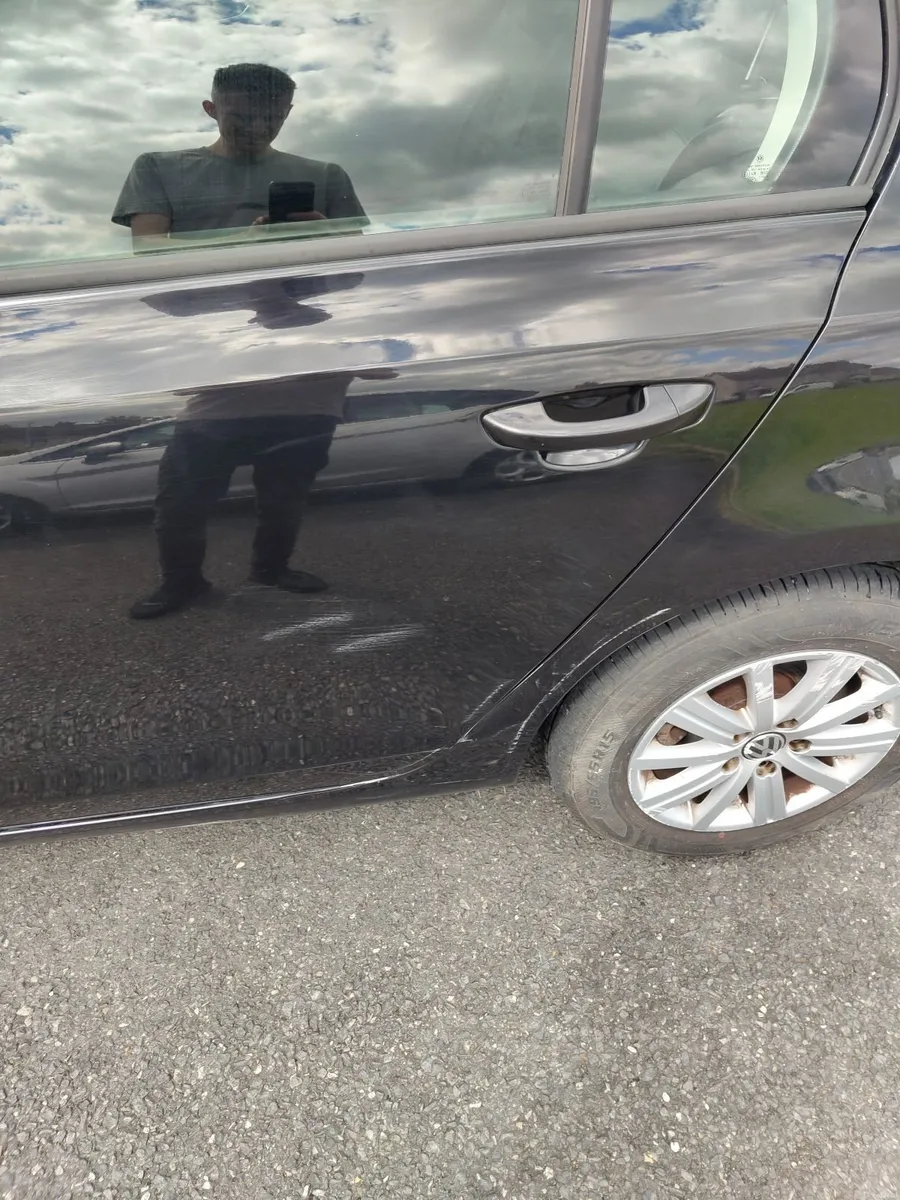 Volkswagen Golf 2010 - Image 4