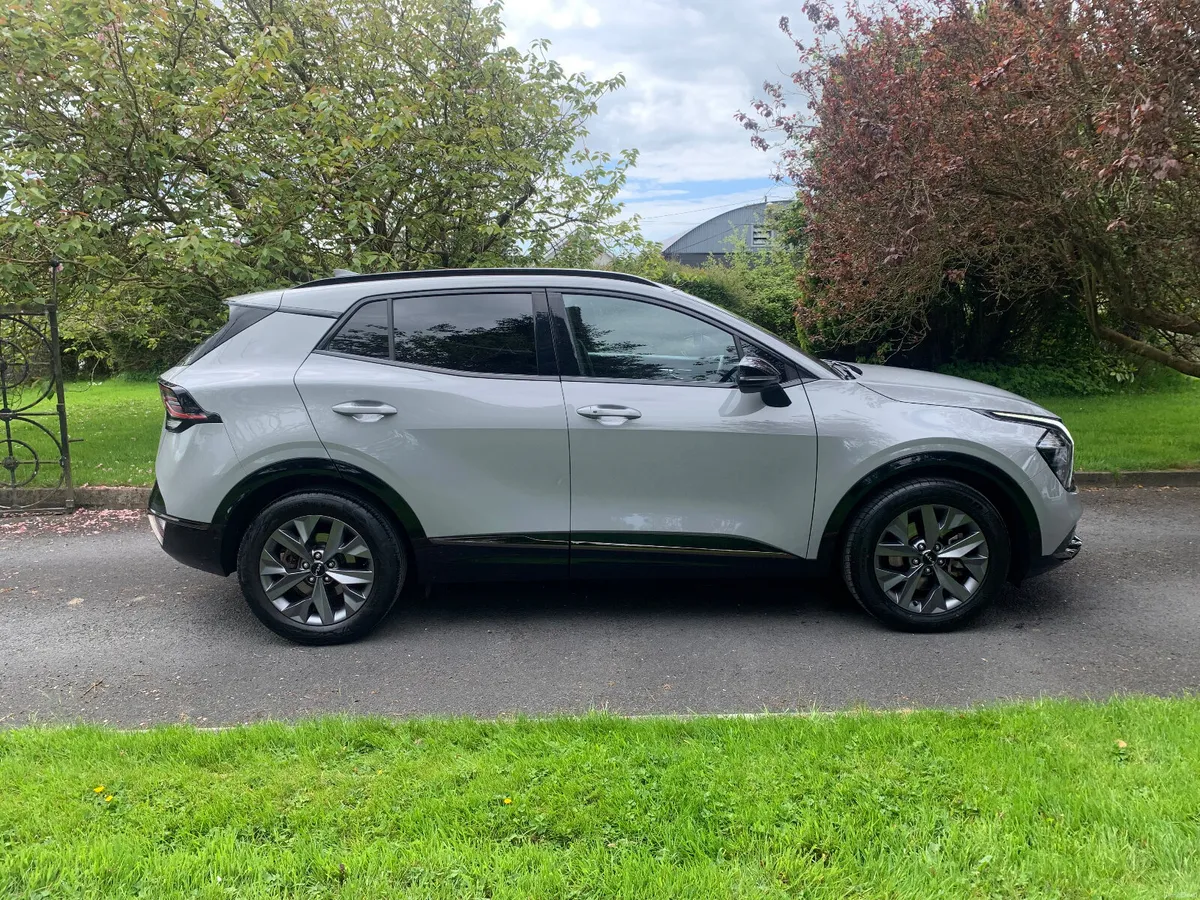 Kia Sportage 2024 HEV Anniversary Edition - Image 2