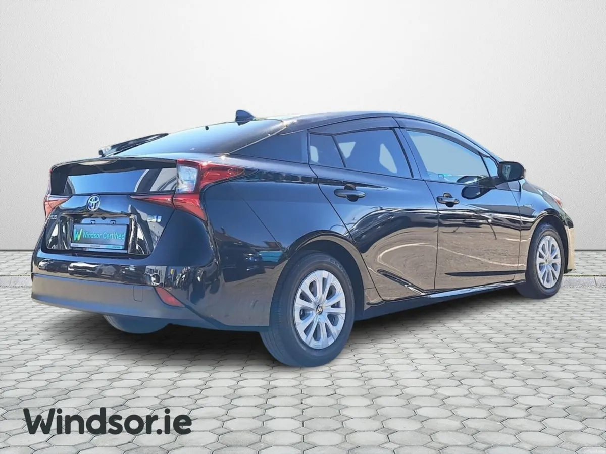 Toyota Prius HYBRID AUTO - Image 3