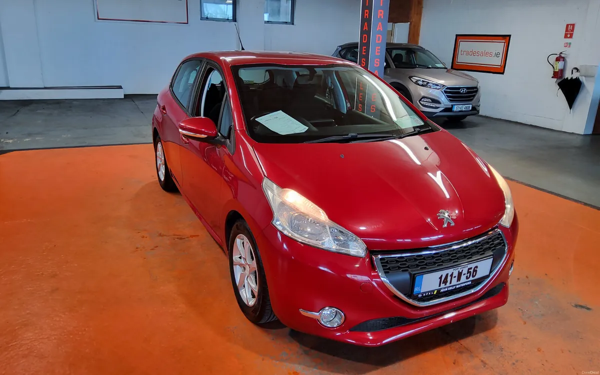 Peugeot 208 2014 - Image 1