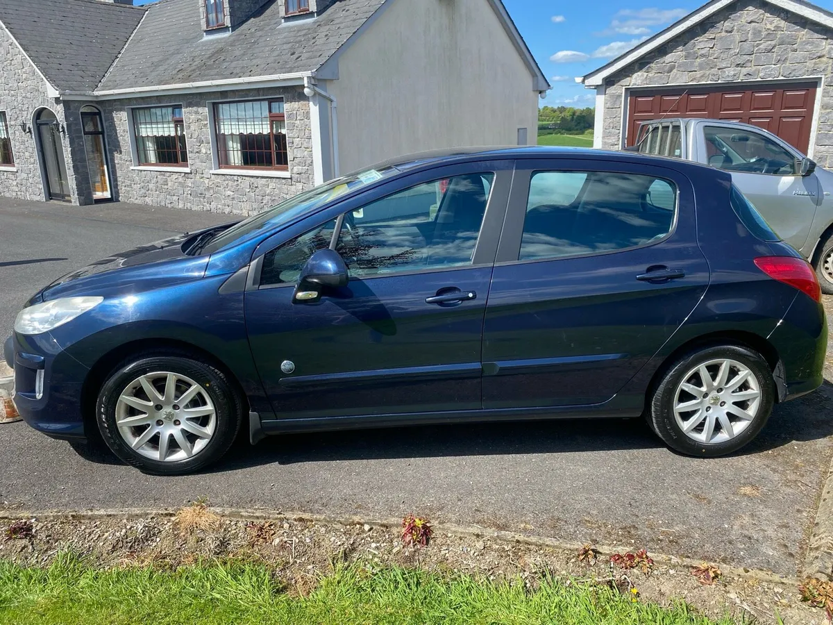 Peugeot 308 - Image 3