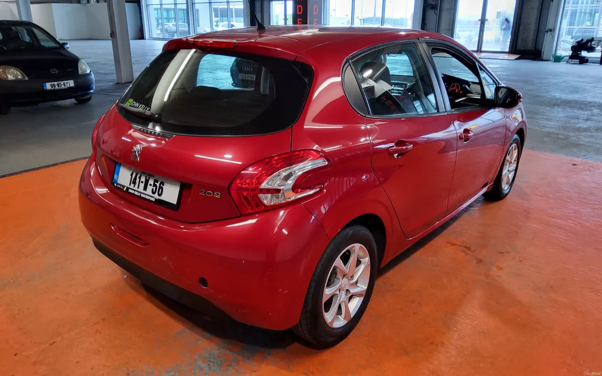 Peugeot 208 2014 - Image 3
