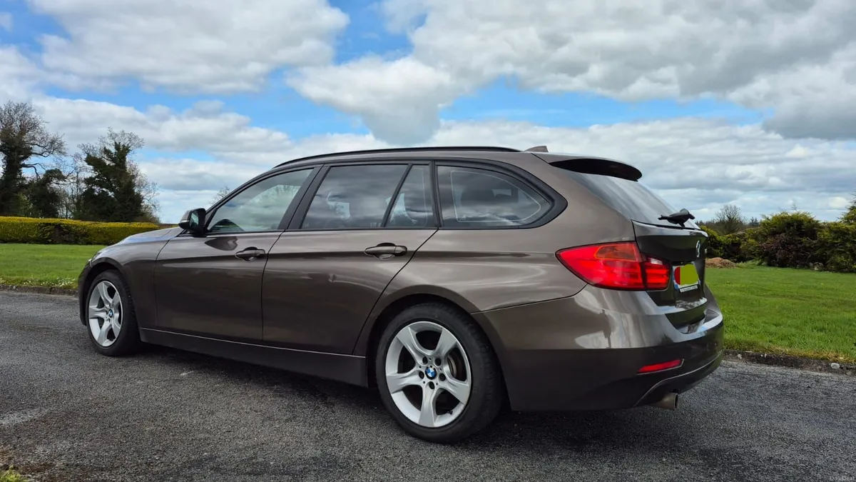 BMW 3-Series 2014 - Image 6