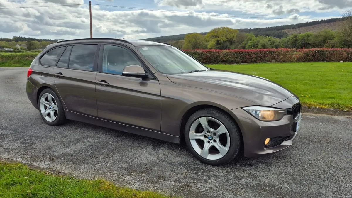 BMW 3-Series 2014 - Image 5