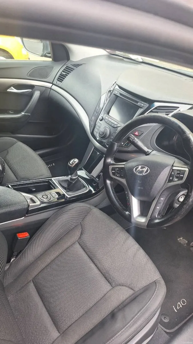 Hyundai i40 Estate - Image 4
