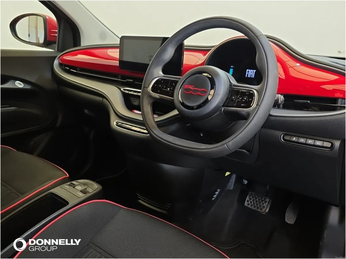 Fiat 500 Electric Hatchback Special Editions Red - Image 4