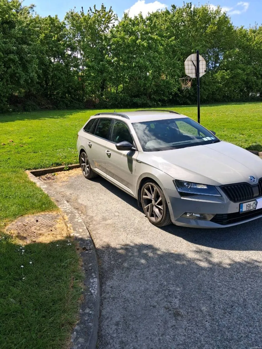 Skoda Superb Sport line 150 - Image 3