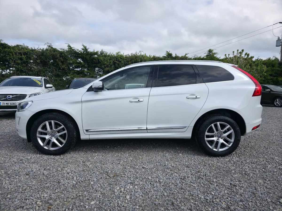 95,576 KM | 2.0L Diesel | Automatic | Leather - Image 2