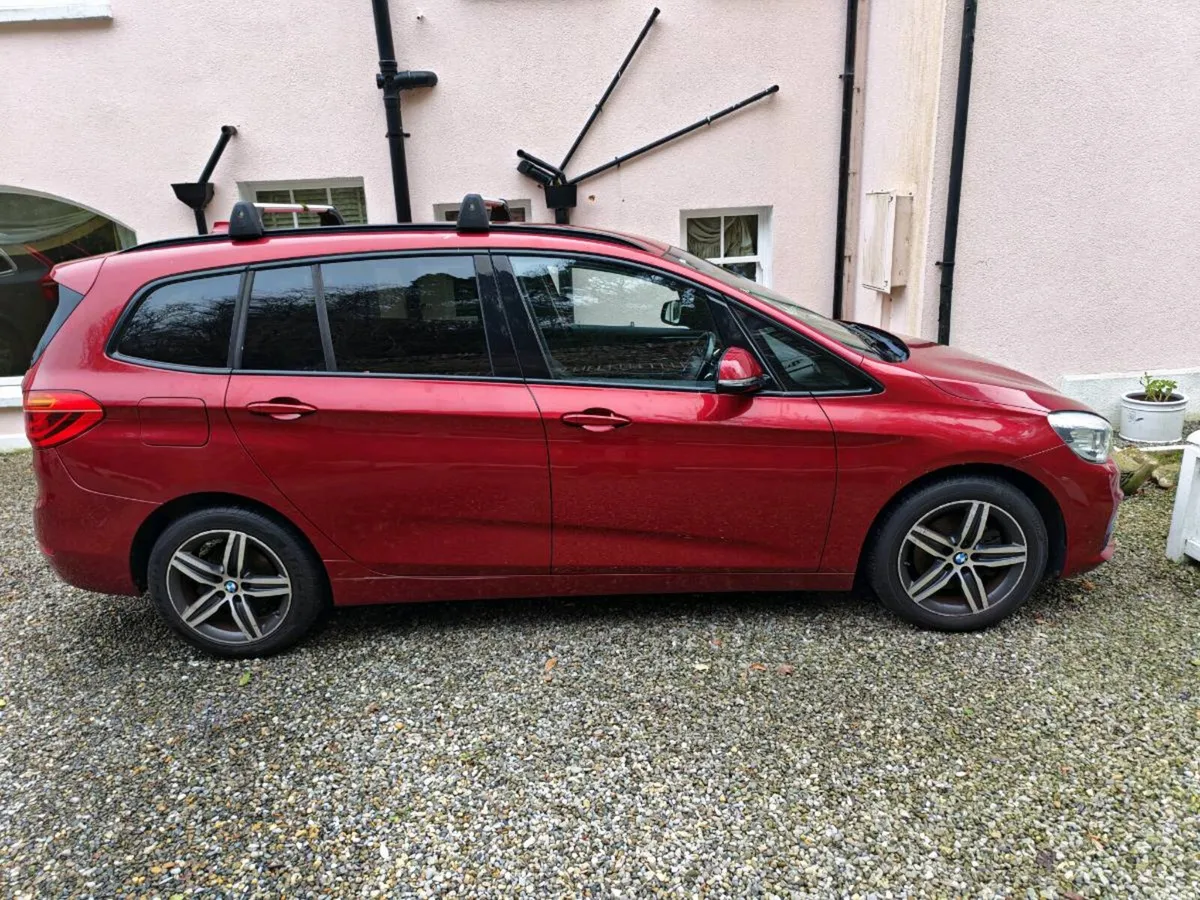 BMW 218 Grand Tourer 7 Seats 2015 - Image 2
