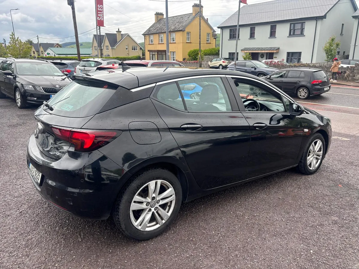 Vauxhall Astra 2017 DIESEL  NEW  MODEL TRADE  SALE - Image 3
