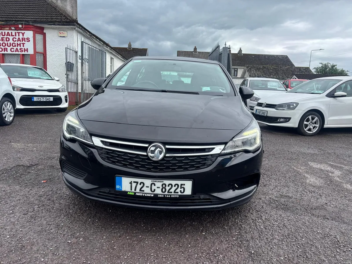 Vauxhall Astra 2017 DIESEL  NEW  MODEL TRADE  SALE - Image 2