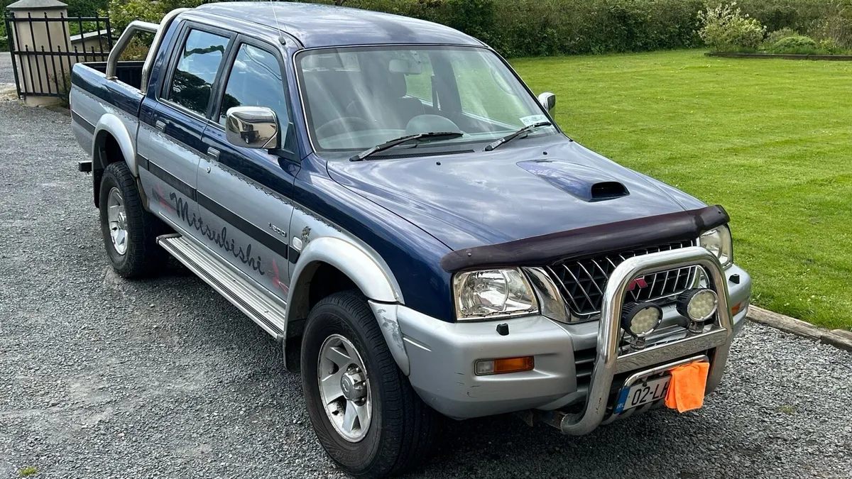 Mitsubishi L 200 double cab ABS diesel - Image 1