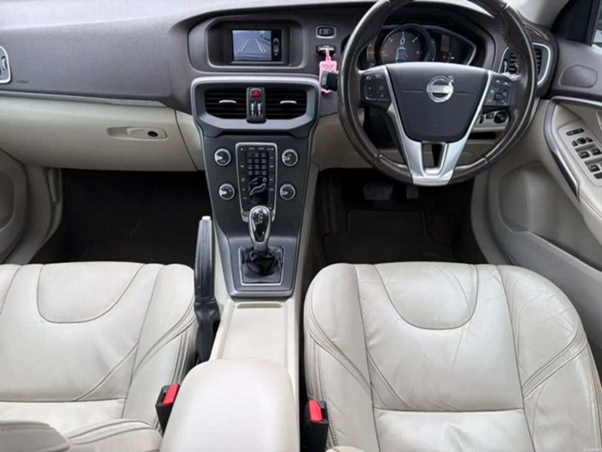 Volvo V40 2013 - Image 6