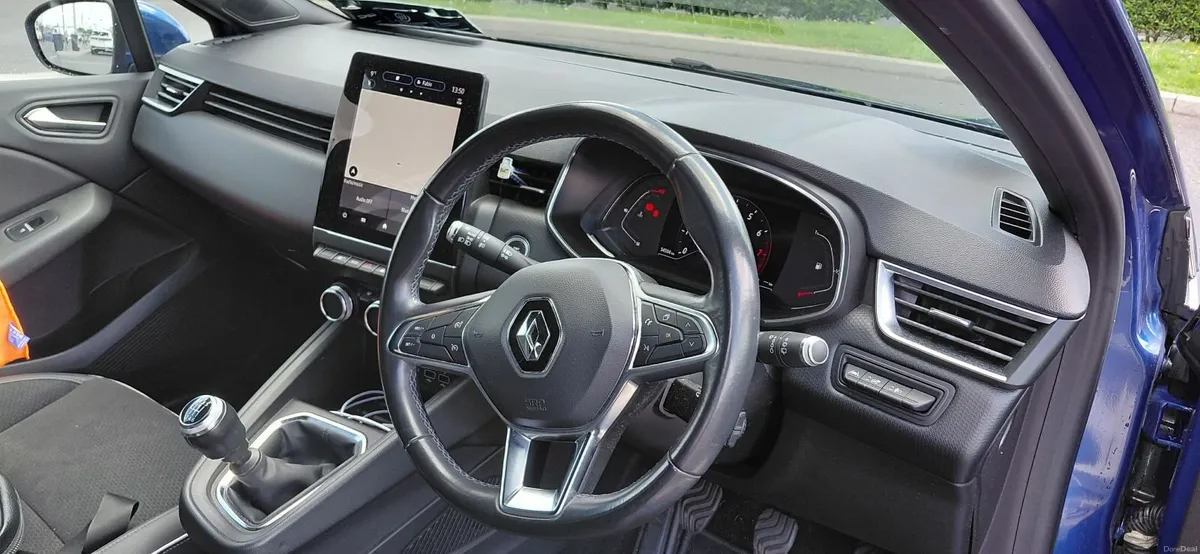 Renault Clio 2021 - Image 2