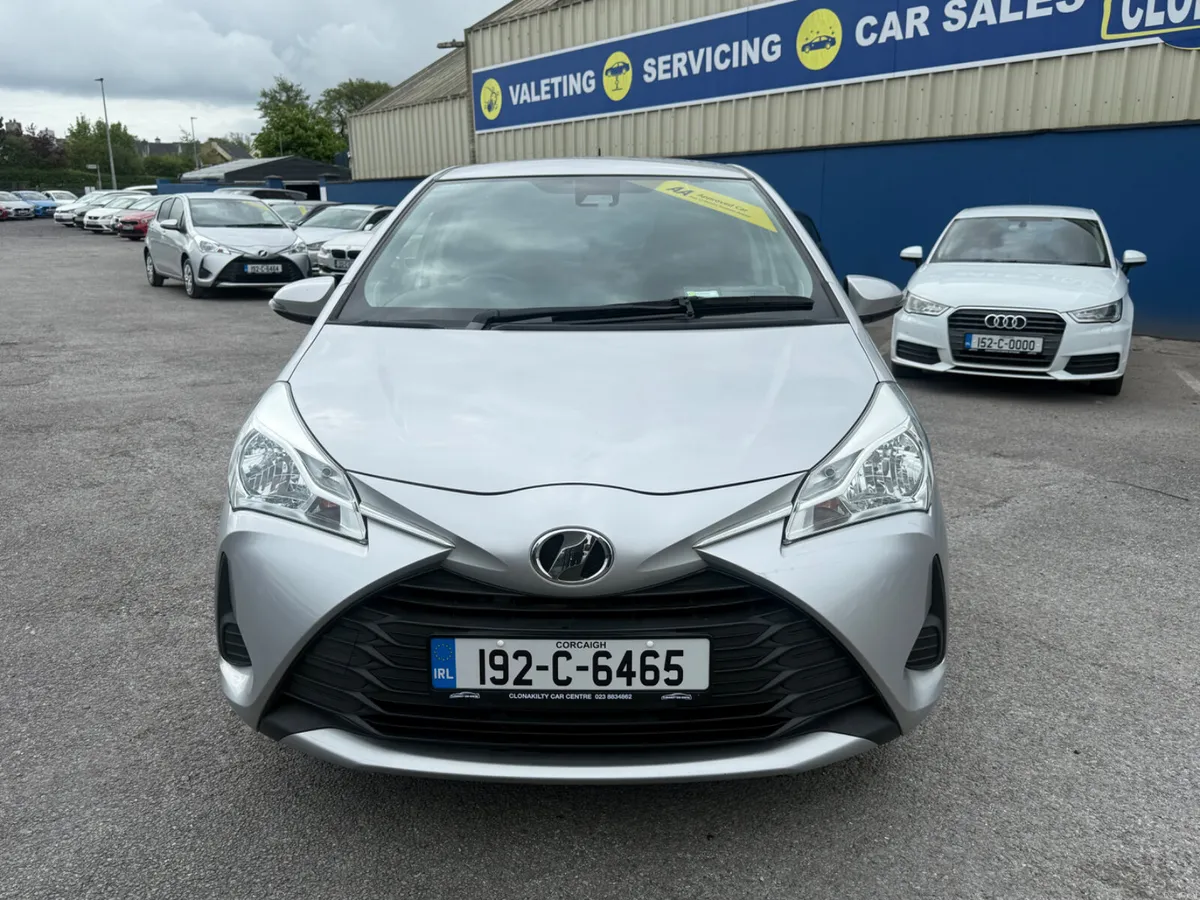 Immaculate Toyota Vitz / Yaris 1.0 Petrol Automati - Image 3