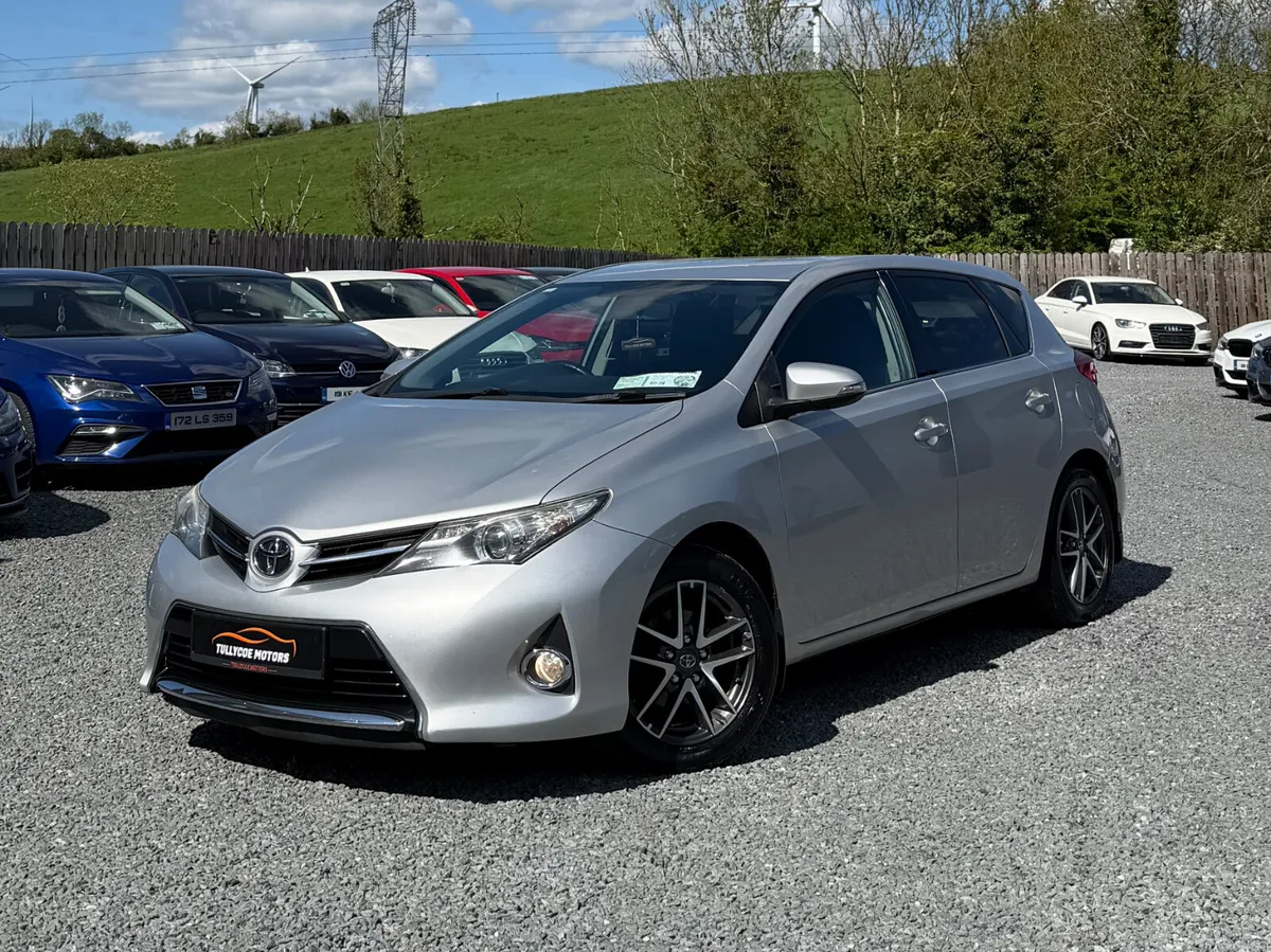 TOYOTA AURIS 2015 NEW NCT! - Image 1