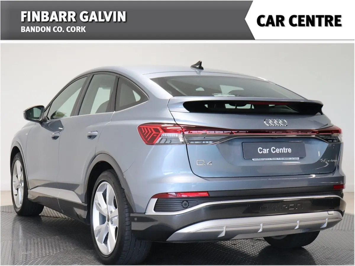 Audi Q4 e-tron 35 S LINE - Image 2