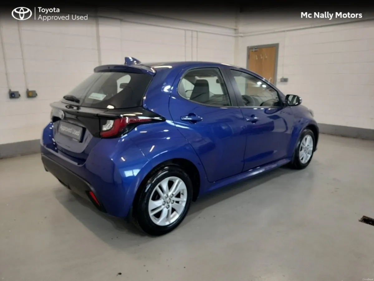 Toyota Yaris 1.0 LUNA PETROL MANUAL LOW KMS - Image 3