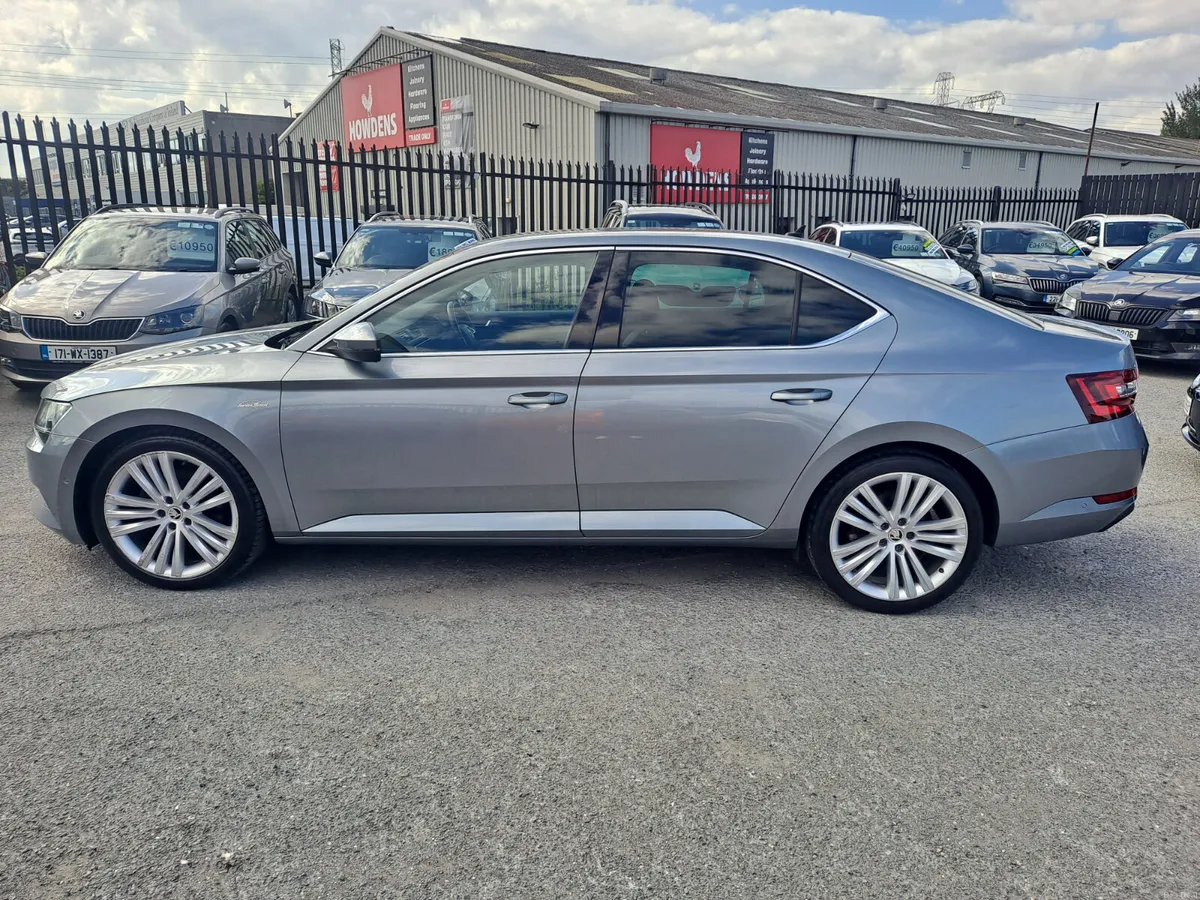 Skoda Superb 2017 LAURIN & KLEMENT AUTO 2.0 150BHP - Image 5