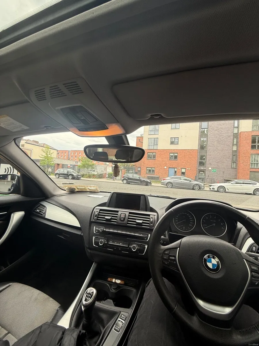 BMW 1-Series 2012 - Image 6