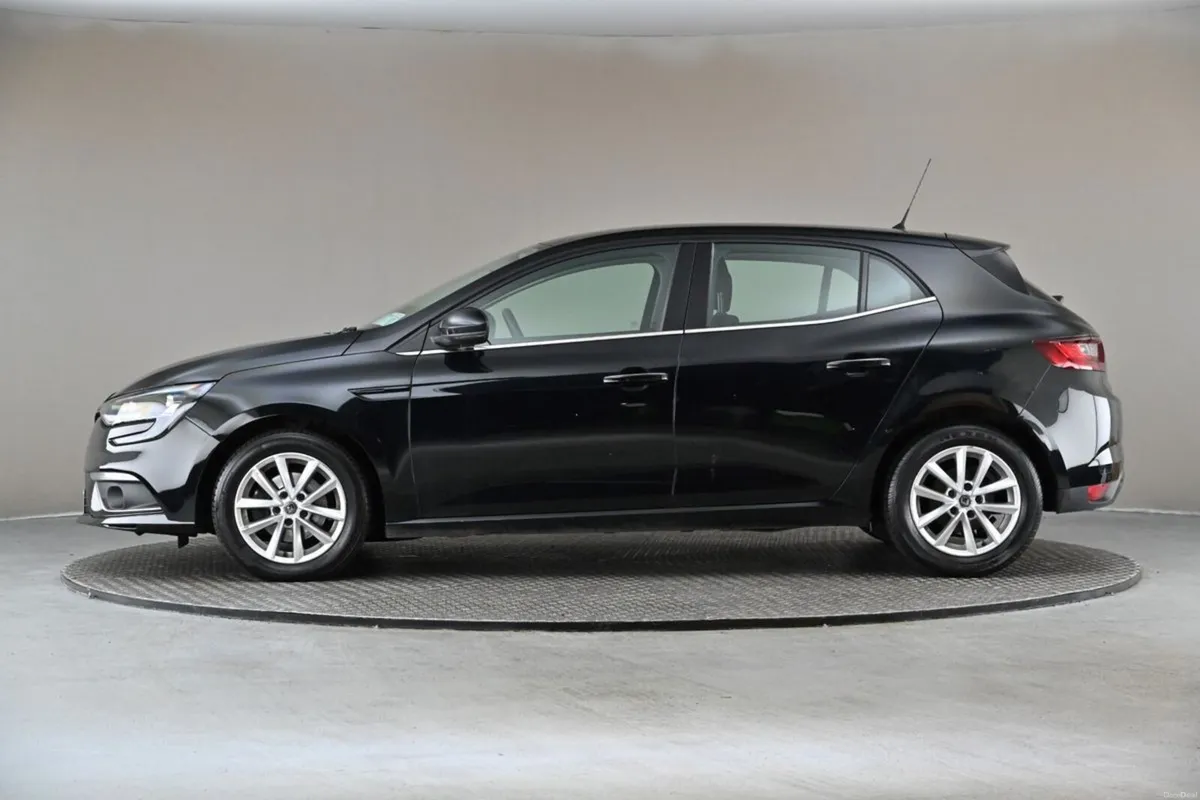 Renault Megane 1.5 DCI PLAY BLUE 115BHP 6SPD - Image 5