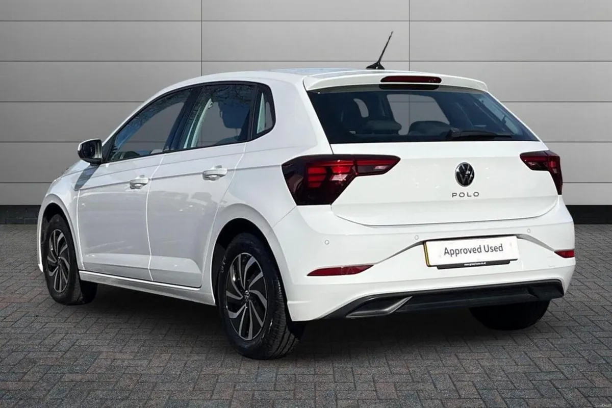 Stunning 231 VW POLO - 5dr in White, low mileage - Image 2