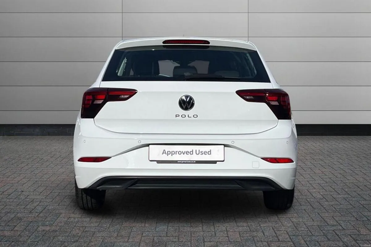 Stunning 231 VW POLO - 5dr in White, low mileage - Image 3