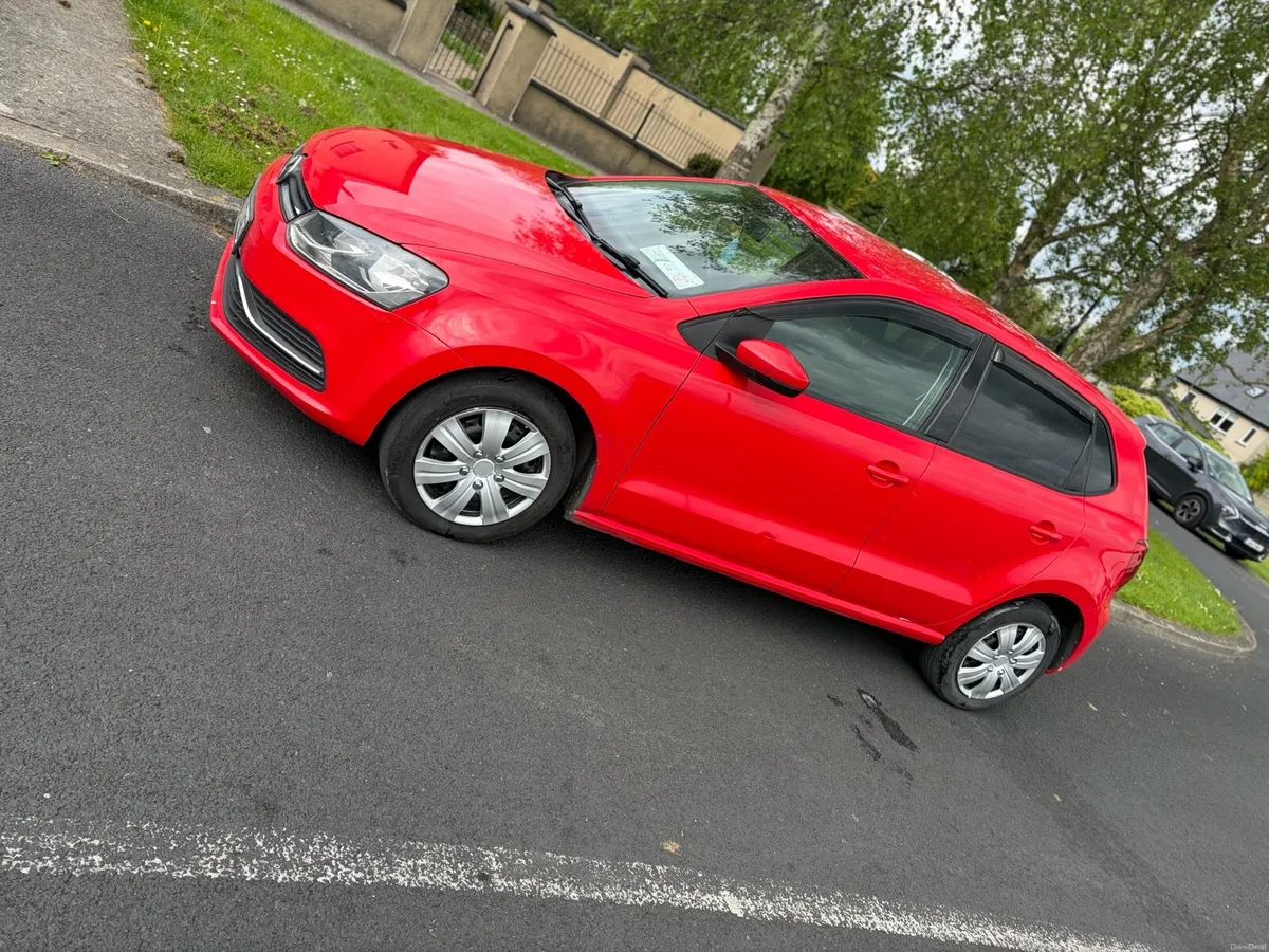 Automatic Volkswagen polo 1.2L - Image 2