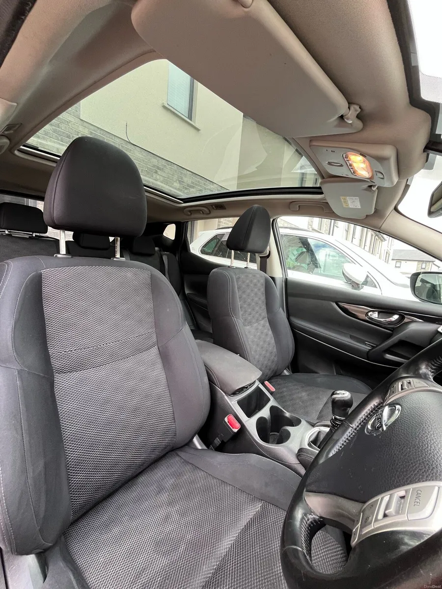 Nissan Qashqai 1.2 Petrol - Image 2