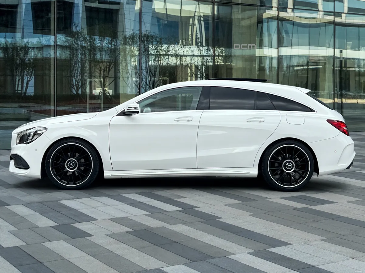 Mercedes-Benz CLA180 Shooting Brake AMG-Line - Image 3
