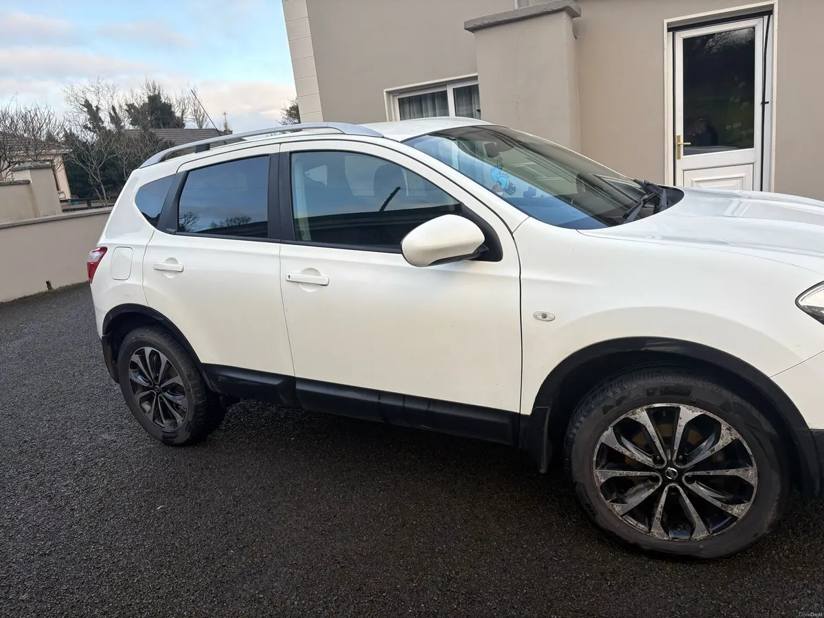 Nissan Qashqai 1.5 diesel 2013 - Image 2