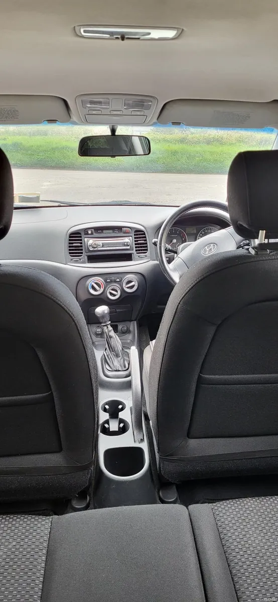 Hyundai Accent 2008 - Image 4