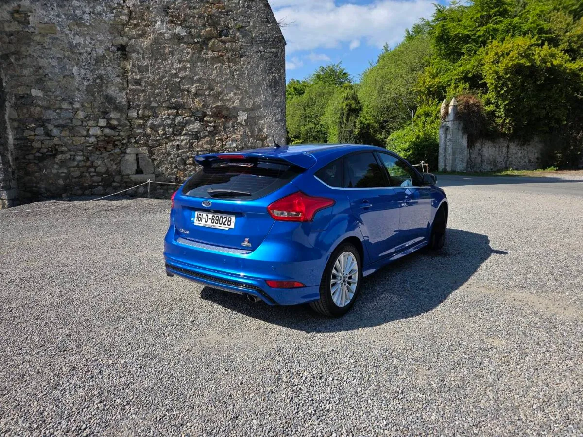 2016 Focus Zetec S 1.5T EcoBoost 180BHP - Auto - Image 3