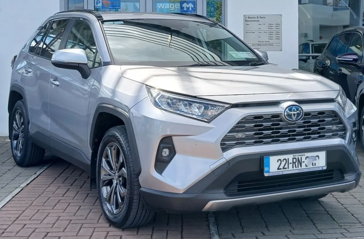 Toyota RAV4 2.5 Hybrid Sol 2WD **REAR VIEW CAMERA, - Image 1