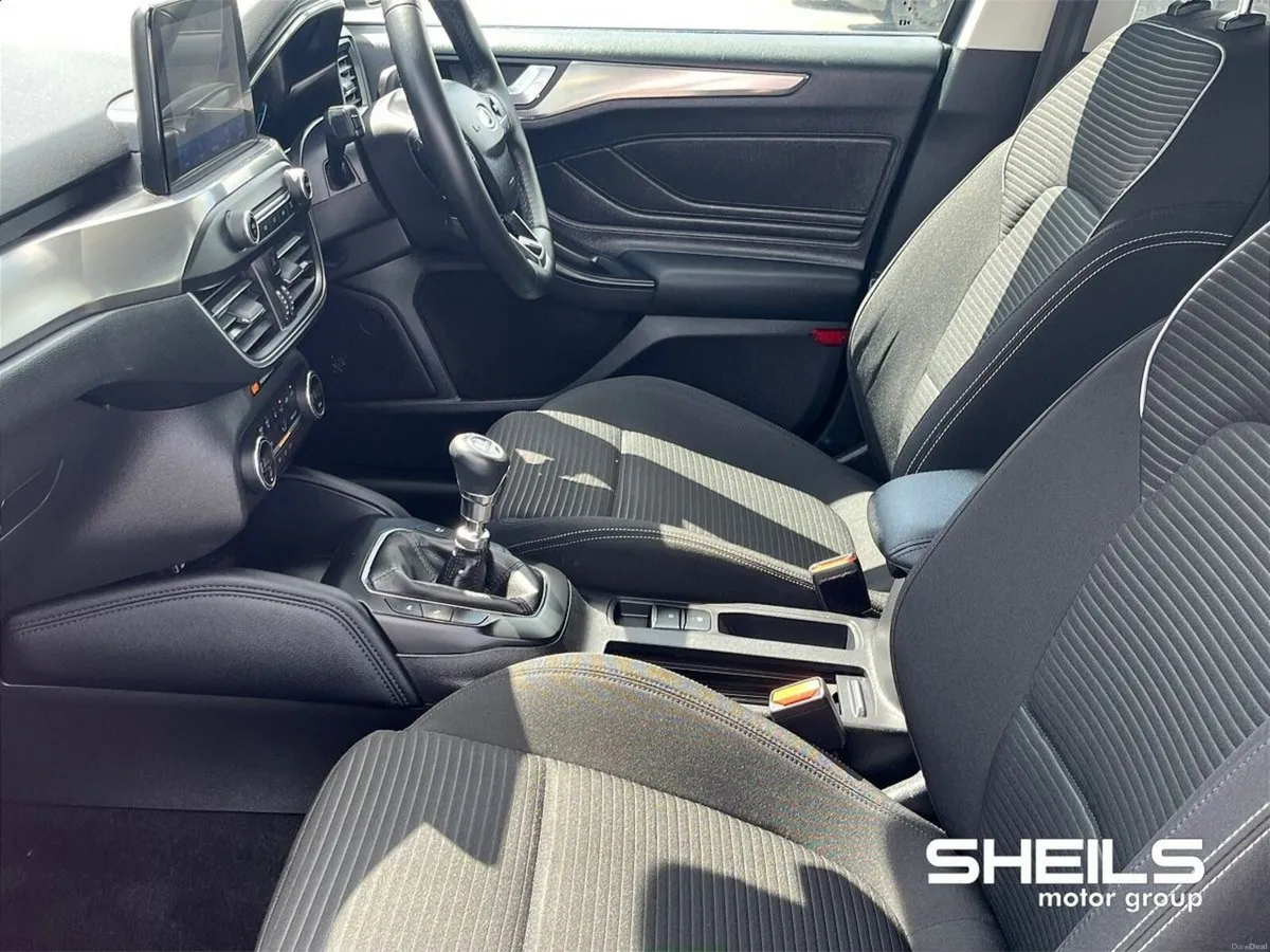 Ford Focus *Heated Seats - Reverse Camera* 1.0 Pet - Image 5