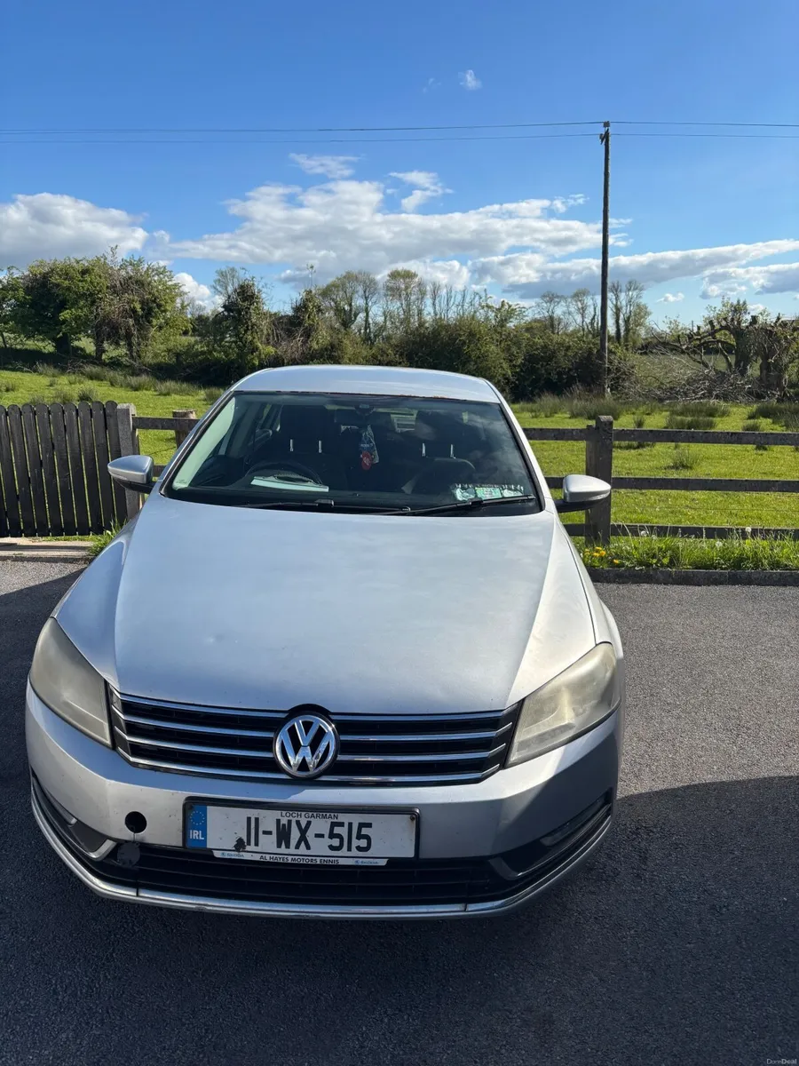 Volkswagen Passat 2011 - Image 4