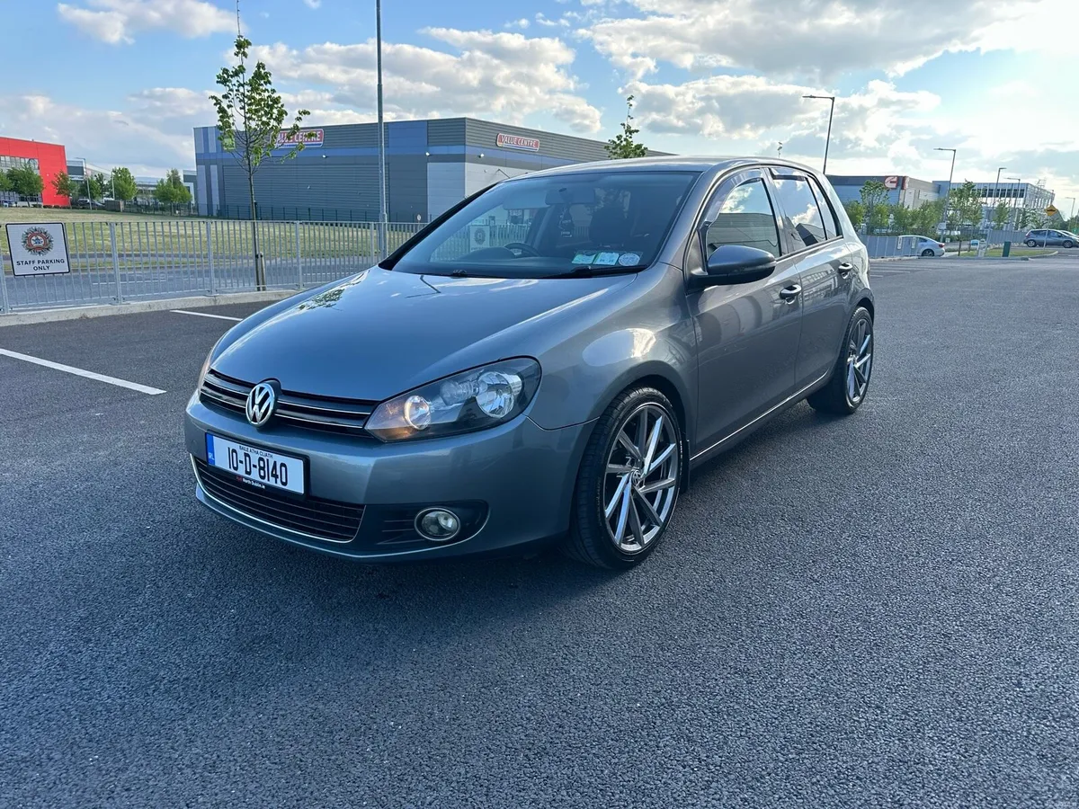Volkswagen Golf Highline TDI - Image 1