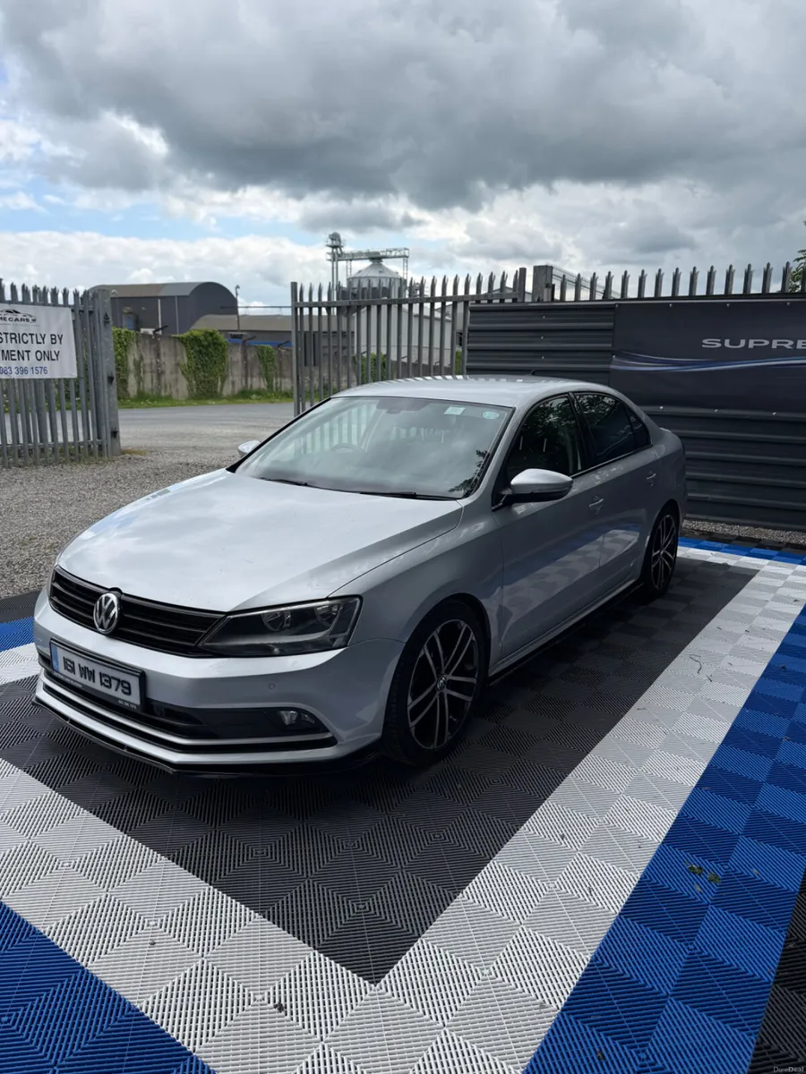 Volkswagen Jetta 2016 - Image 4