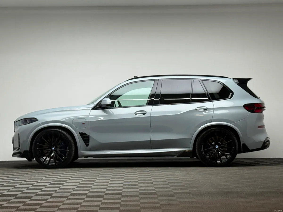 BMW X5 50E M SPORT PRO *HUGE SPEC* - Image 4