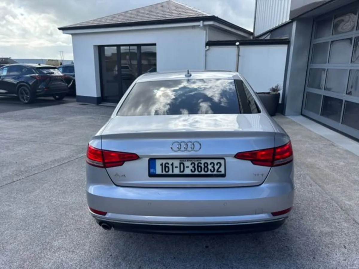 Audi A4 2.0 TDI 150 S T SE Ultra 4DR A - Image 3