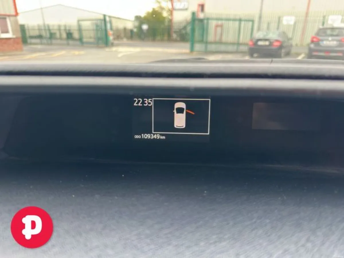 Toyota Aqua Cross 1.5 Hybrid Auto - Straight Sale - Image 4