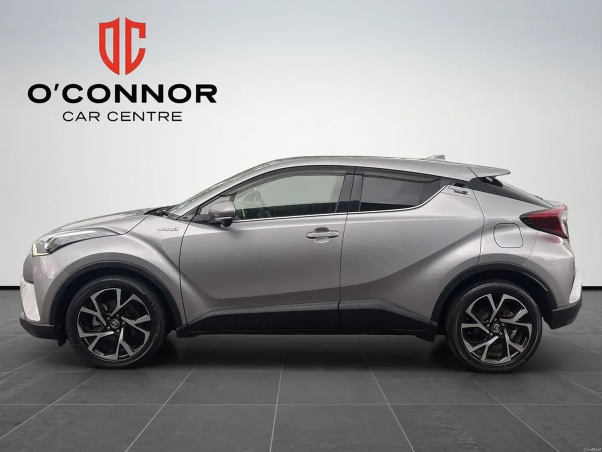 Toyota C-HR Looks like the future, drives like a T - Image 4