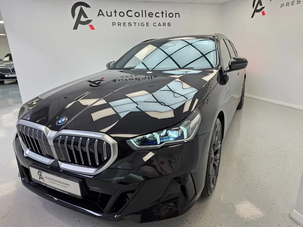 BMW 5-Series **530E M-SPORT TOURING** - Image 3