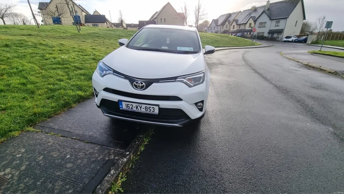 Toyota Rav 4 - Image 3